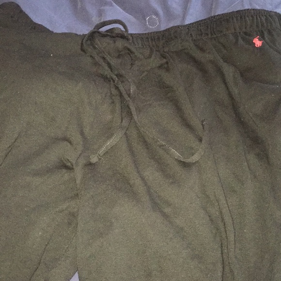 3 pair of men polo pants. - Picture 4 of 7